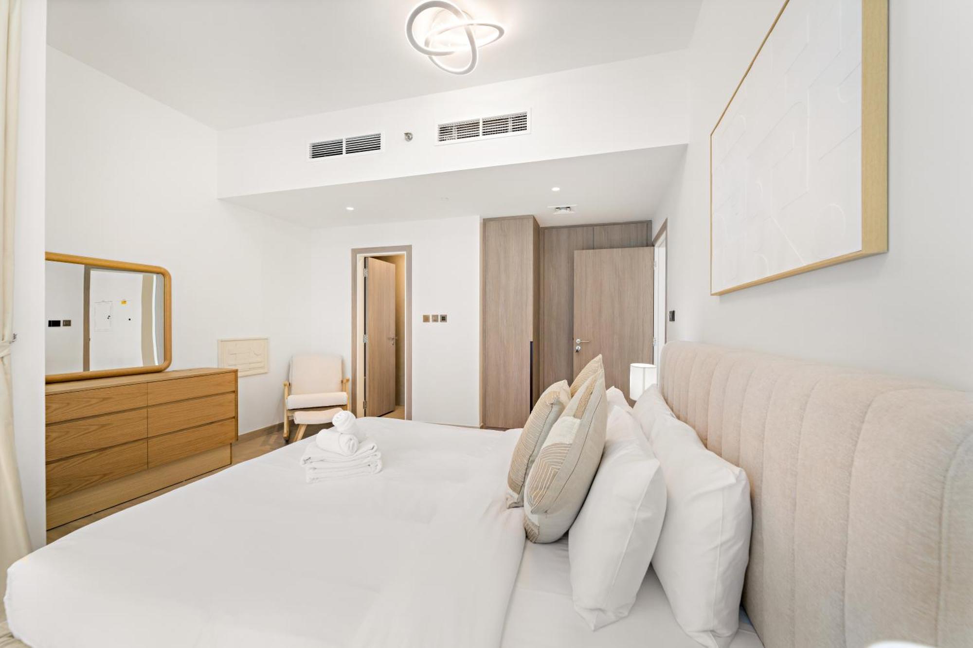 Stylish 1 Bedroom Close To Jbr * Dubai